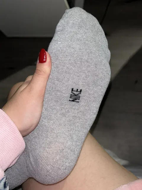 Brunettes Feets on OnlyFans