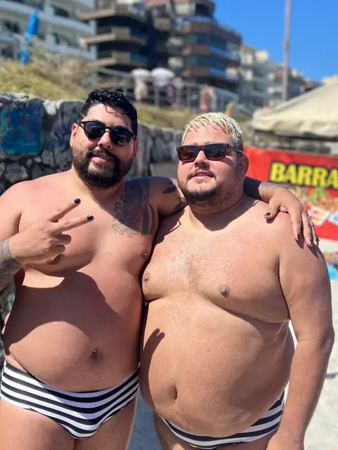 Casal de Ursos on OnlyFans