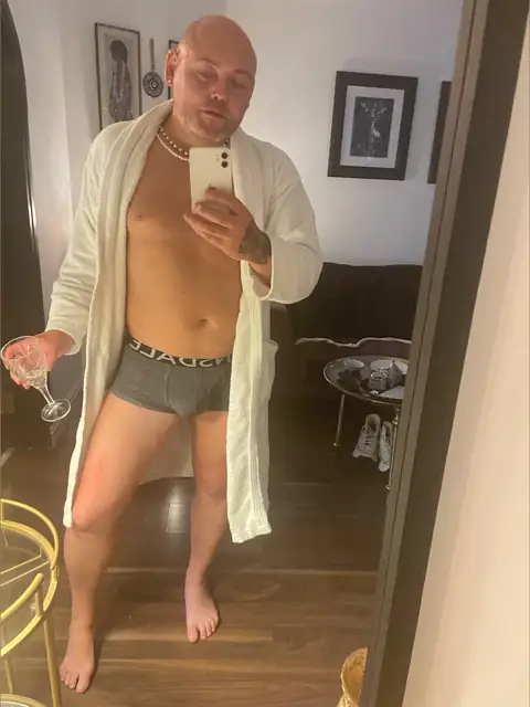 Erinj49 on OnlyFans