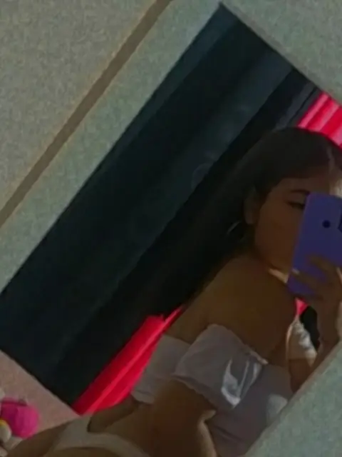 Sara Valen on OnlyFans