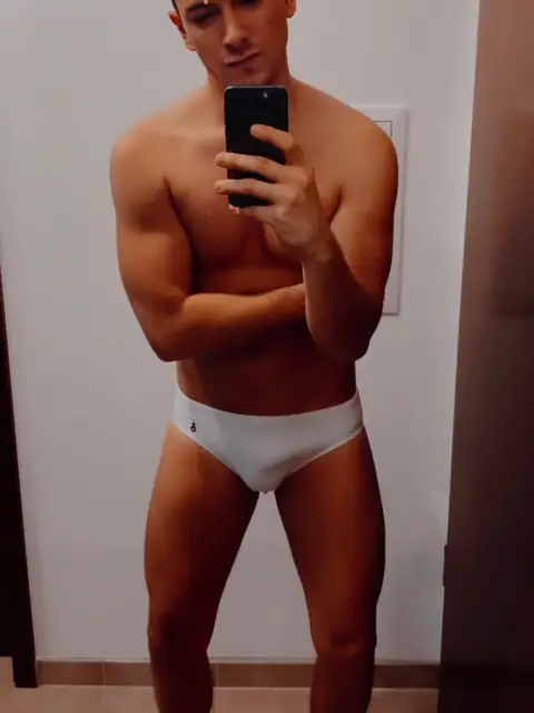 Mucboii96 on OnlyFans