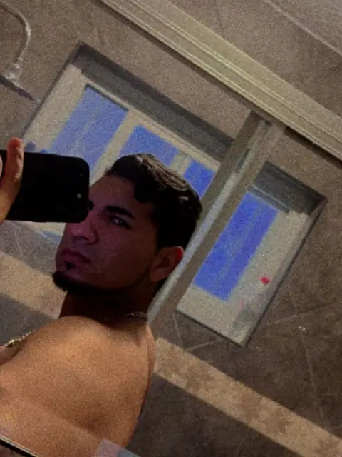Juan perez on OnlyFans
