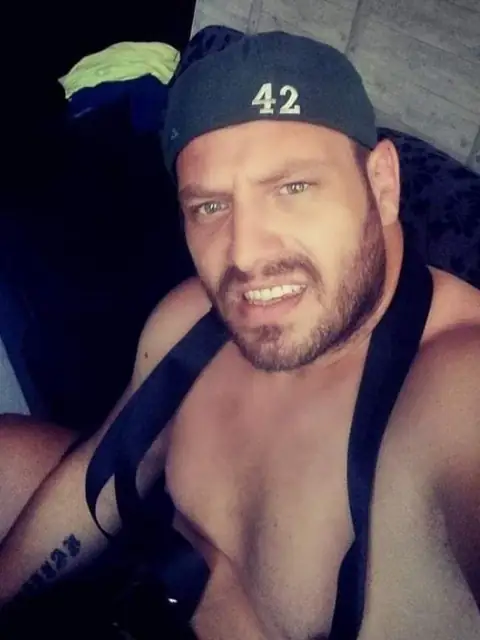 dzolef on OnlyFans