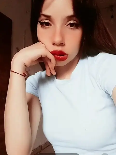 Aguustiina