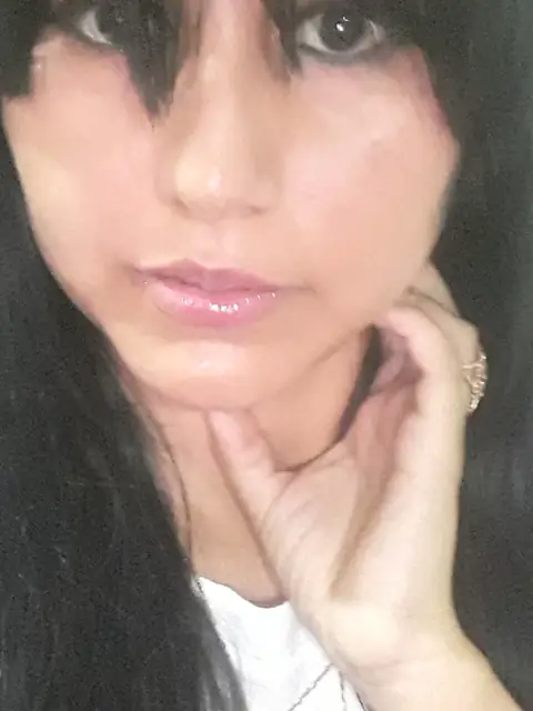 Ahrii on OnlyFans