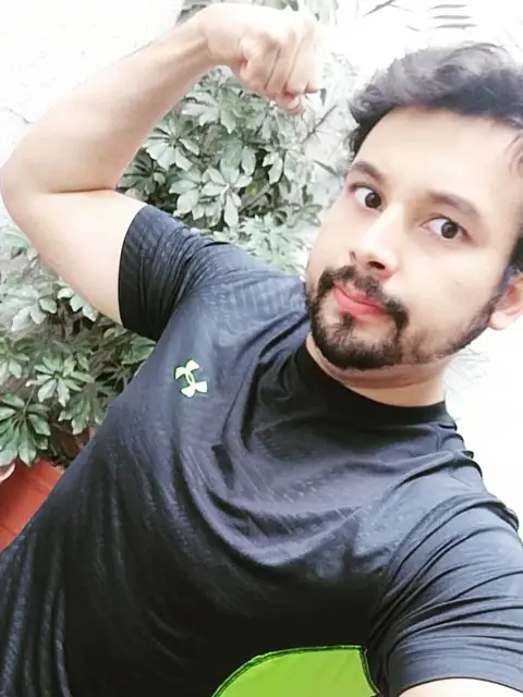 Nicol s Ben tez on OnlyFans