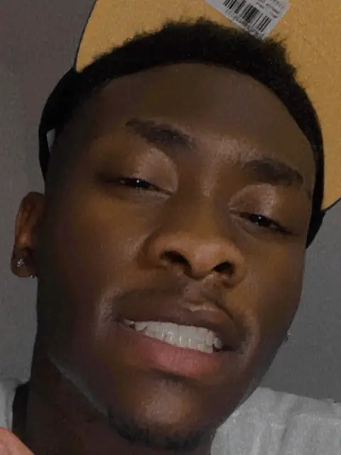 Ziyon Wallace on OnlyFans