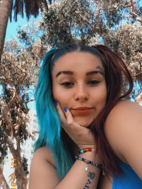 Ms Peaches on OnlyFans