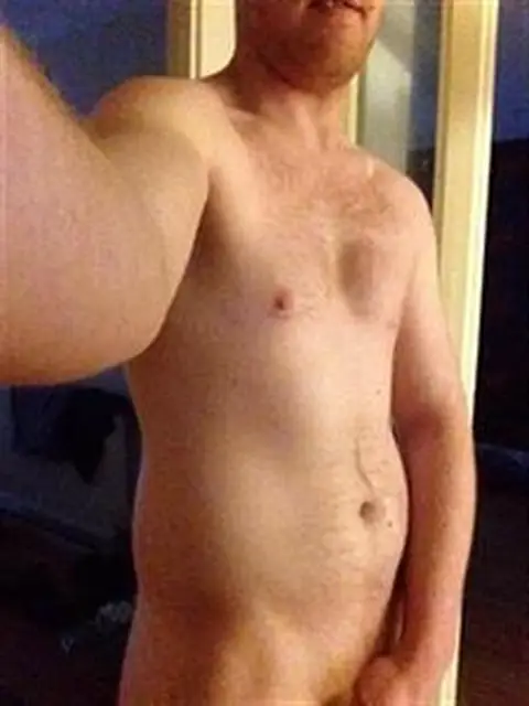 Lee on OnlyFans