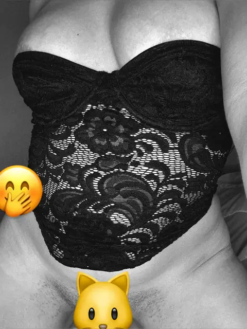 Sara69xxxx on OnlyFans