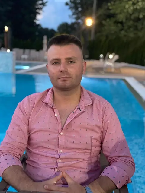 Ionut Florin Petrica on OnlyFans
