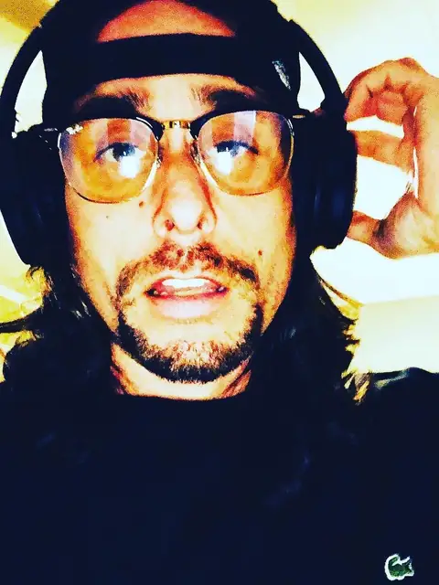 Jonathan Lee