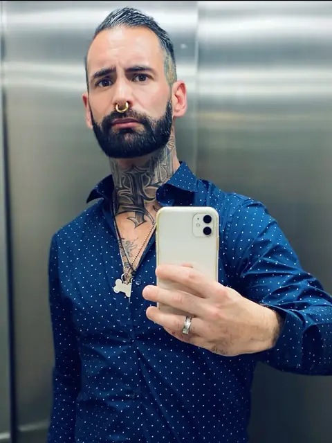 Tom hopenbot on OnlyFans