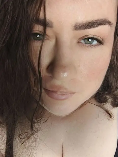 Julianna on OnlyFans