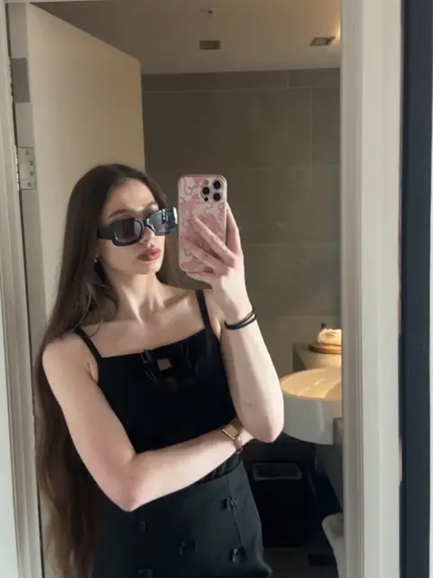 Isabella on OnlyFans