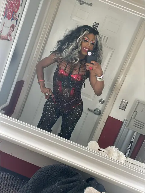 Kelly Kum A Ton on OnlyFans