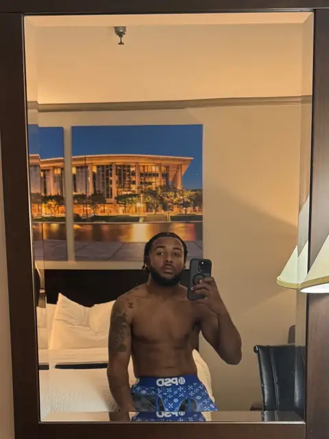 Kylo Luvs on OnlyFans