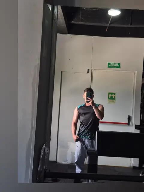 Juan f on OnlyFans