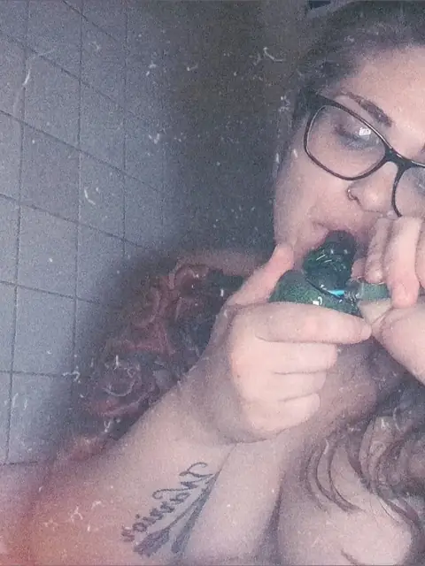 Stonerr Baby 😚💨 on OnlyFans