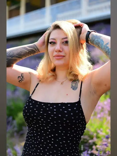 Raichel Queen on OnlyFans