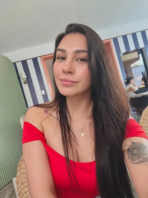 Ainaramonn on OnlyFans
