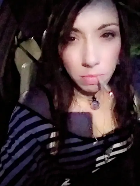 Annonimus Girl420 on OnlyFans