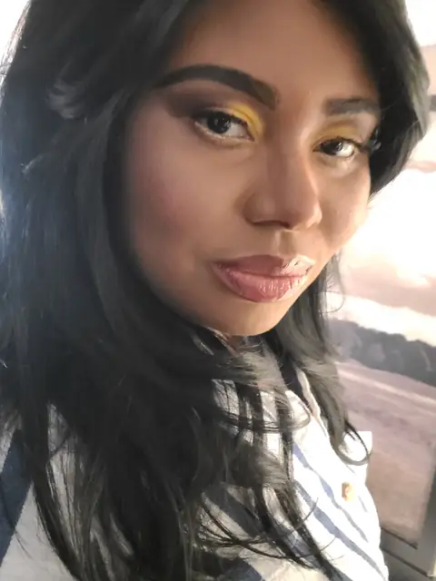 Lola on OnlyFans