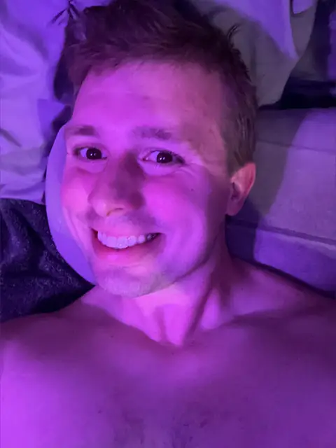 Pocket Gentleman on OnlyFans