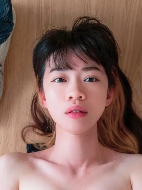 Gummy V on OnlyFans
