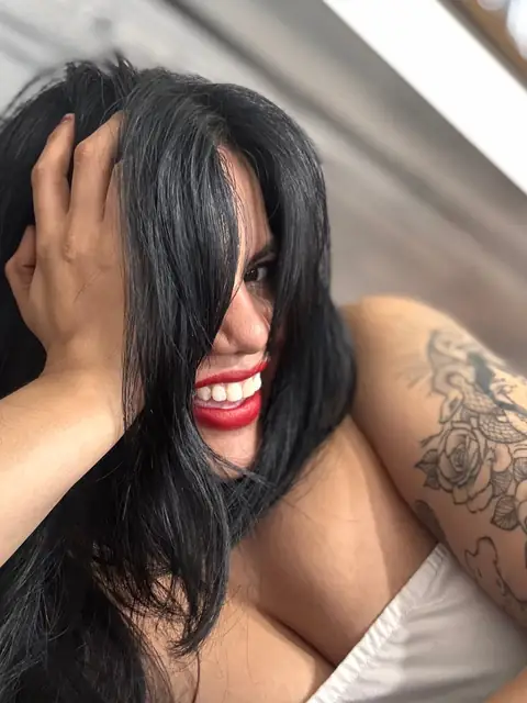 Latina Canela on OnlyFans