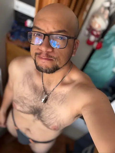 Lobitoow on OnlyFans