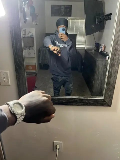 Bigdickvon on OnlyFans