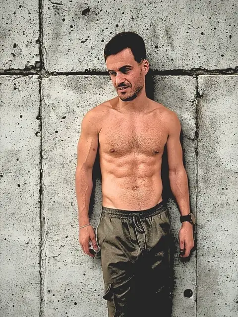 FrenchAthleteX on OnlyFans
