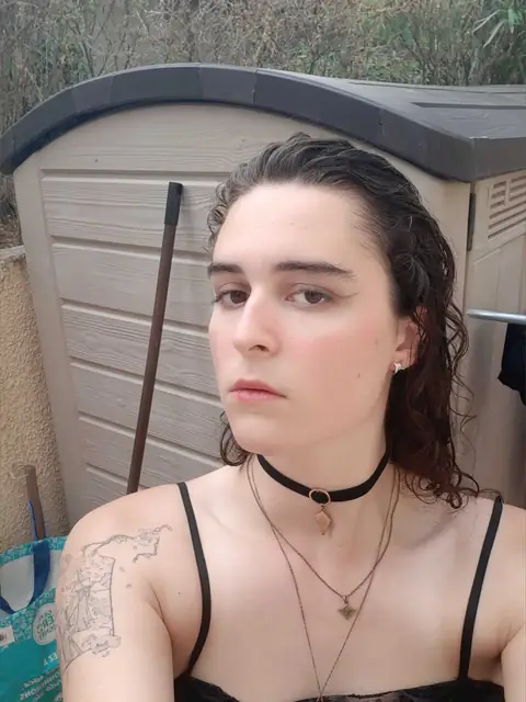 MidnaMira on OnlyFans