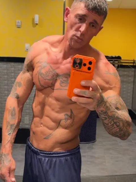 Naturalcut on OnlyFans