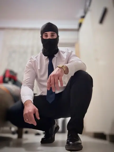 The Albanian Hung 🇦🇱 on OnlyFans