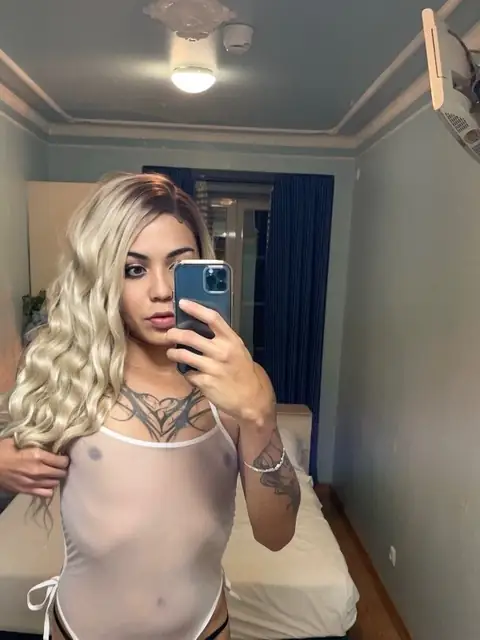 Vi Castro on OnlyFans